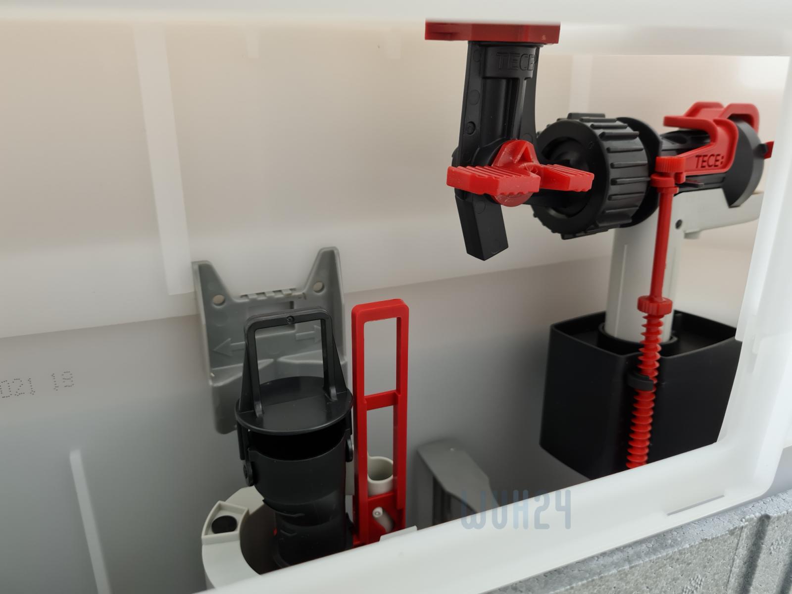 TECEbase WC-Set 4in1, Spülkasten mit Drückerplatte weiß und Befestigungssatz und Schallschutzset - Bild 4